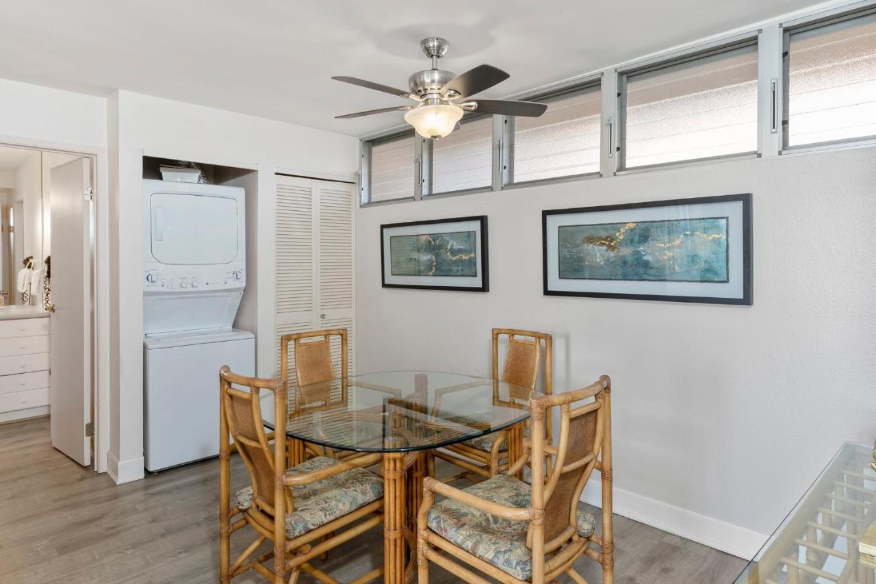 Villa Incredible Beachfront 1Br - Sleeps 4 Awesome Location And In The Center Of Restaurants Many Beaches Golf And More à Kahana Extérieur photo