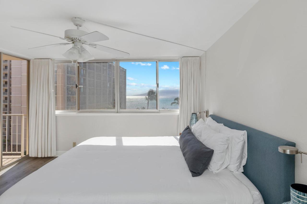 Villa Incredible Beachfront 1Br - Sleeps 4 Awesome Location And In The Center Of Restaurants Many Beaches Golf And More à Kahana Extérieur photo